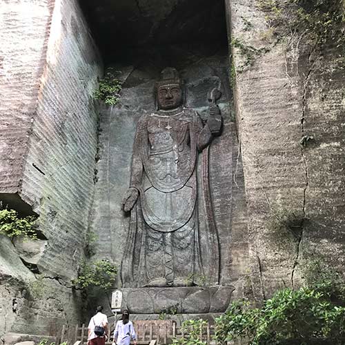 百尺観音