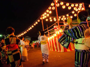 盆踊り