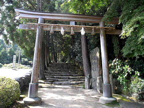 鳥居